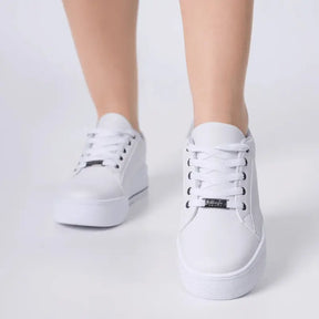 tenis-feminino-branco-feet-lover-com-detalhes-em-azul