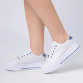 tenis-feminino-branco-feet-lover-com-detalhes-em-azul