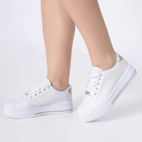 tenis-feminino-branco-feet-lover-com-detalhes-em-dourado